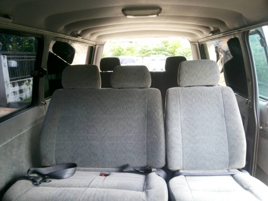 จัดมาอย่างสวยครับtoyota 2400ccเบนซินโรงงานตัวนอกแก๊สเรียบร้อย