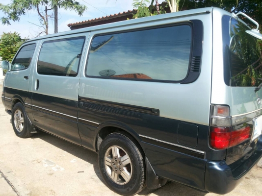 จัดมาอย่างสวยครับtoyota 2400ccเบนซินโรงงานตัวนอกแก๊สเรียบร้อย