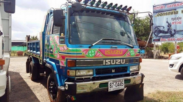 ขายดั้มร็อกกี้195แรง พ.เพาเวอร์ เบรกทิฟฟี่ ภายในสวย แอร์เย็น สภาพพร้อมใช้งาน เอกสารพร้อมโอน สนใจโทร 090-8588220คุณนะ 093-3258446คุณบิว หรือเข้าดูสินค้าอื่นๆได้ที่ www.truck.in.th/498 หรือเพจFacebook ณรงค์ ซื้อขายรถมือสอง (เว็บไซต์ส่วนตัว) หรือFacebook ตลา