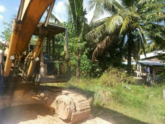 ขายแบคโค PC200-3 เครื่องดี เอวแน่น มีระบบแอร์ สภาพพร้อมใช้งาน สนใจโทร 090-8588220คุณนะ 093-3258446คุณบิว หรือเข้าดูสินค้าอื่นๆได้ที่ www.truck.in.th/498 หรือเพจFacebook ณรงค์ ซื้อขายรถมือสอง (เว็บไซต์ส่วนตัว) หรือFacebook ตลาดรถมือสอง คุณนะ