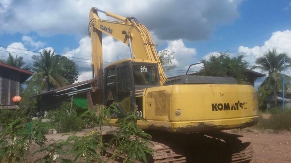 ขายแบคโค PC200-7 เครื่องเดิมปั้มเดิม เอวแน่น ทำงานเร็ว สภาพพร้อมใช้งาน เอกสารเล่มทะเบียนพร้อมโอน สนใจโทร 090-8588220คุณนะ 093-3258446คุณบิว หรือเข้าดูสินค้าอื่นๆได้ที่ www.truck.in.th/498 หรือเพจFacebook ณรงค์ ซื้อขายรถมือสอง (เว็บไซต์ส่วนตัว) หรือFaceboo