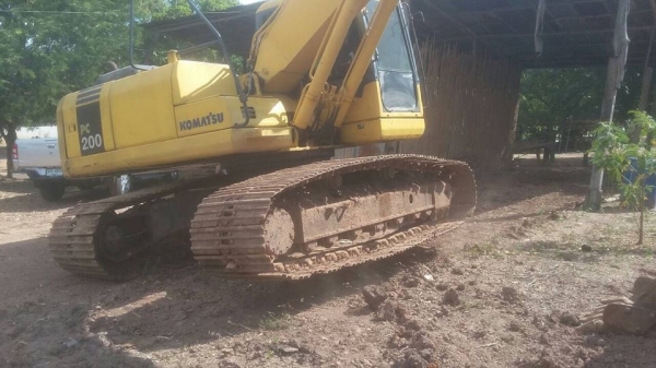 ขายแบคโค PC200-7 เครื่องเดิมปั้มเดิม เอวแน่น ทำงานเร็ว สภาพพร้อมใช้งาน เอกสารเล่มทะเบียนพร้อมโอน สนใจโทร 090-8588220คุณนะ 093-3258446คุณบิว หรือเข้าดูสินค้าอื่นๆได้ที่ www.truck.in.th/498 หรือเพจFacebook ณรงค์ ซื้อขายรถมือสอง (เว็บไซต์ส่วนตัว) หรือFaceboo