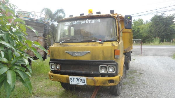 ขายครับฮีโน่  KL ยาง900  เครื่อง EC100  เอกสารทะบียนเต็ม หัวผุครับ  คัชซีสวยๆครับตามสภาพครับว่ากันไปดั้มดี  พื้นเป็นเลสสวยมากครับ