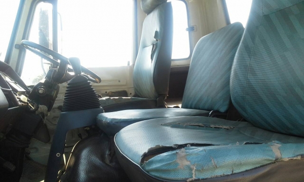 ปรับราคาใหม่ 480,000บ ครับ หกล้อ ฮีโน่ KL300-EH100 เครน 3ตัน สภาพพร้อมใช้ ทะเบียนพร้อมโอน ปรับราคาใหม่ 480,000บ ครับ หกล้อ ฮีโน่ KL300-EH100 เครน 3ตัน สภาพพร้อมใช้ ทะเบียนพร้อมโอน