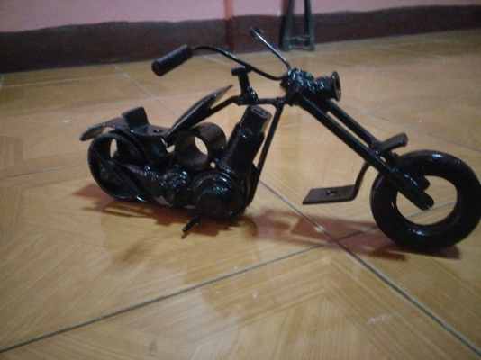 ช๊อปเปอร์จากเศษน๊อต