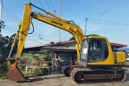 ขายด่วนรถแม็คโคร KOMATSU PC130-6K ซีเรียนสูงชั่วโม่งน้อยมีลายหัวแทก รถนอกนำเข้ายังไม่เคยใช้งานในเมืองไทยเลย
