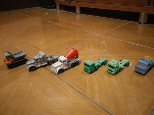 โมเดลรถเหล็กเก่าน่าสะสม