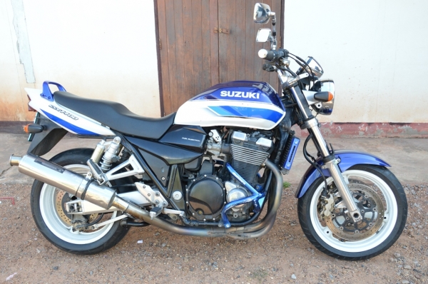 ขาย GSX1400 ปี 2005 ทะเบียนแท้ สมอ.