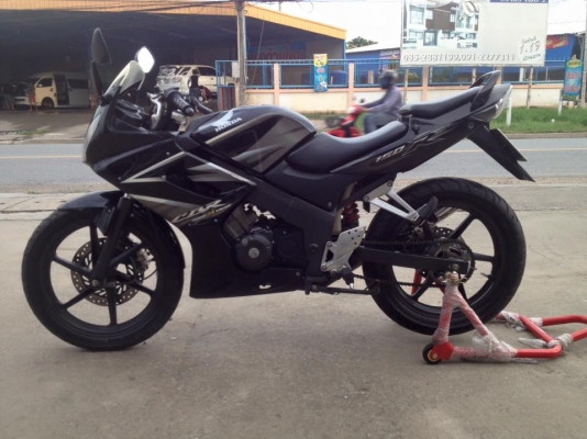 Honda Cbr 150r ไมล์เหลือง ลายไฟตัวสุดท้าย สภาพสวย ๆราคา เบา ๆ Honda Cbr 150r ไมล์เหลือง ลายไฟตัวสุดท้าย สภาพสวย ๆราคา เบา ๆ