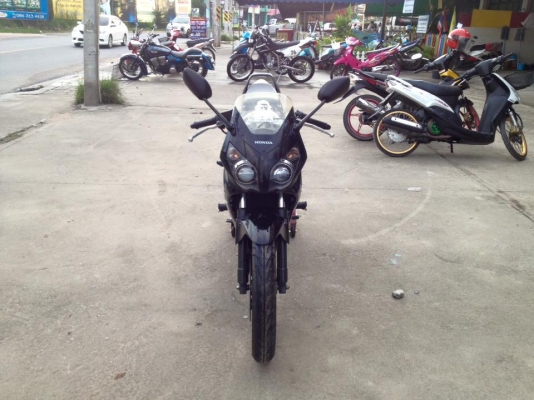 Honda Cbr 150r ไมล์เหลือง ลายไฟตัวสุดท้าย สภาพสวย ๆราคา เบา ๆ