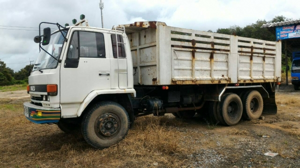 สิบล้อ อีซูซุ ร็อค FVZ13MY 175 ดั้ม สโลส 2เพา รถสภาพดีพร้อมใช้ ทะเบียนพร้อมโอน สิบล้อ อีซูซุ ร็อค FVZ13MY 175 ดั้ม สโลส 2เพา รถสภาพดีพร้อมใช้ ทะเบียนพร้อมโอน