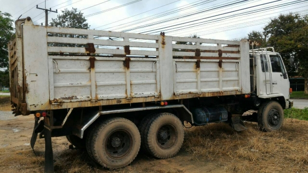 สิบล้อ อีซูซุ ร็อค FVZ13MY 175 ดั้ม สโลส 2เพา รถสภาพดีพร้อมใช้ ทะเบียนพร้อมโอน สิบล้อ อีซูซุ ร็อค FVZ13MY 175 ดั้ม สโลส 2เพา รถสภาพดีพร้อมใช้ ทะเบียนพร้อมโอน