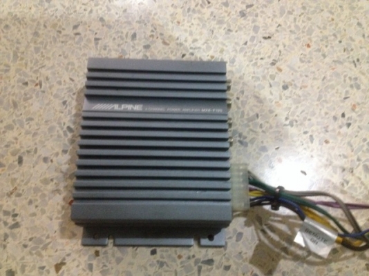 เเอมตัวเล็ก ALPINE 4 CHANNEL รุ่น MXE F130 เก่าญี่ปุ่นเเท้สภาพสวย