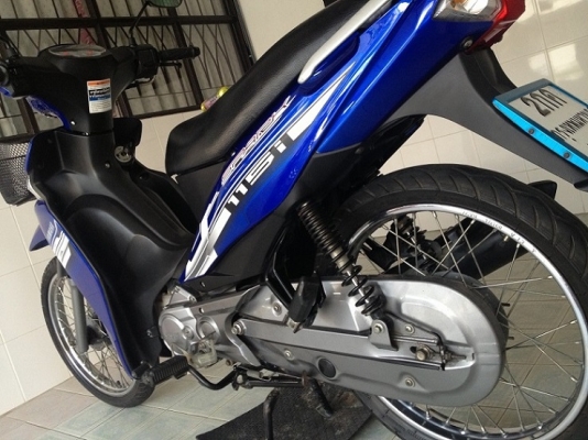 Spark115i สต๊าดมือ สภาพเดิมๆ วิ่ง8000 ปลายปี56 (ของแถม 4 รายการ)