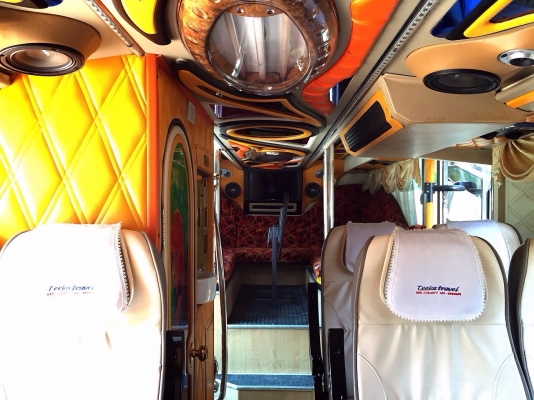 ขายรถบัสสแกนเนีย. สองสั้น เครื่องเสียงสภาพดี ขายรถบัสสแกนเนีย. สองสั้น เครื่องเสียงสภาพดี