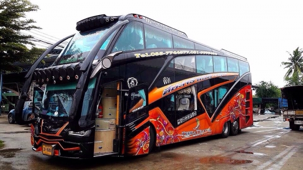 ขายรถบัสสแกนเนีย. สองสั้น เครื่องเสียงสภาพดี ขายรถบัสสแกนเนีย. สองสั้น เครื่องเสียงสภาพดี