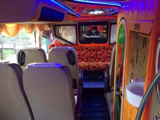 ขายรถบัสสแกนเนีย. สองสั้น เครื่องเสียงสภาพดี ขายรถบัสสแกนเนีย. สองสั้น เครื่องเสียงสภาพดี