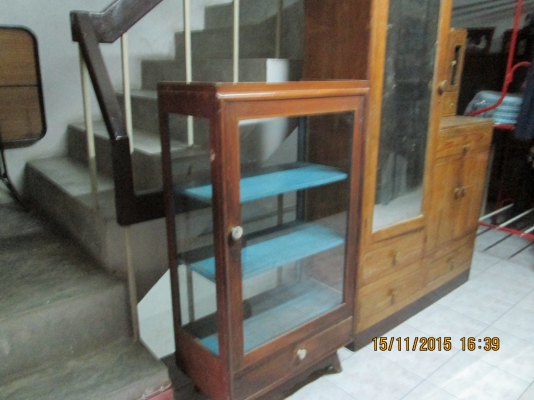 ใบเล็ก 2200บาท  ใบใหญ่5500บาท  สภาพสวยทุกใบครับ