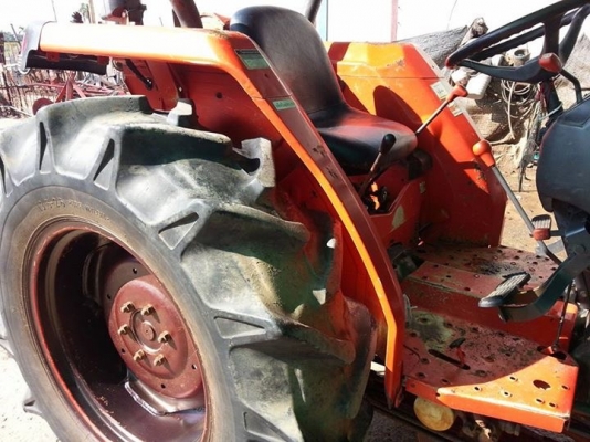 คูโบต้า L4508 ดีไอ 2 เพลาพร้อมใบมีดดันหน้าตราช้าง เล่มทะเบียนพร้อม