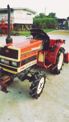 ขายด่วนรถไถยันมาร์เก่านอกสภาพเดิมๆ