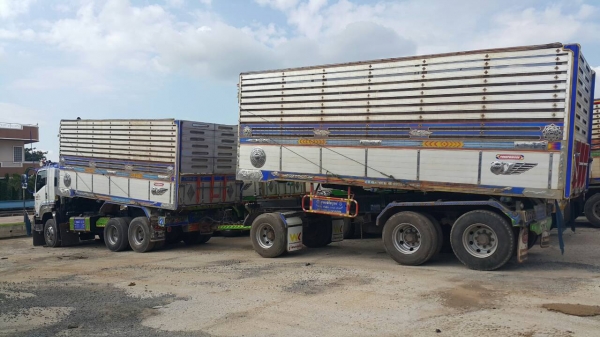 ขายรถพ่วง 22 ล้อ แม่.ลูก กระบะเนียมคอกเกษตรดั้ม อู่.พงษ์ไพบูรณ์ ISUZU 360 ปี.ธ.ค.55 รถสวย วิ้งน้อย ราคา.2950000 ต่อรอง มี.2 พ่วง สนใจรีบจองด่วน