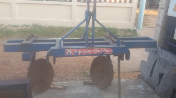 ผานชักร่องรถใหญ่ก.เกษตรลำนารายณ์