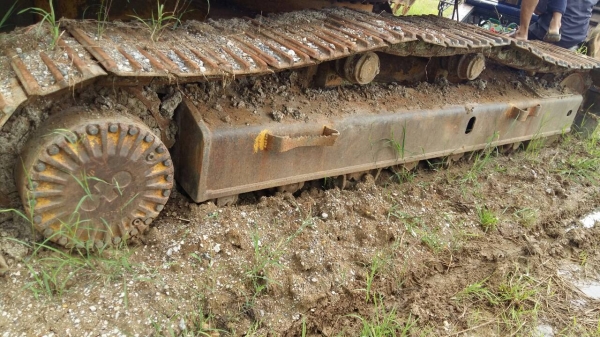 ขายด่วนรถแบคโฮPC300-5รถติดหัวรายแหยกมีเล่มทะเบืยน ขายด่วนรถแบคโฮPC300-5รถติดหัวรายแหยกมีเล่มทะเบืยน