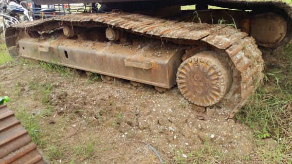 ขายด่วนรถแบคโฮPC300-5รถติดหัวรายแหยกมีเล่มทะเบืยน ขายด่วนรถแบคโฮPC300-5รถติดหัวรายแหยกมีเล่มทะเบืยน