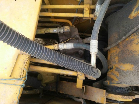 รถแบคโฮ KOBELCO SK120 M2