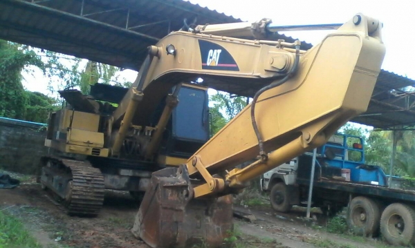 ขายรถแบคโฮ CAT E300 ราคา 500000