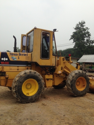 (ยังอยู่)รถตักล้อยางWA100-1 เก๋งตู้...รถสภาพดี รถสวย พร้อมใช้..