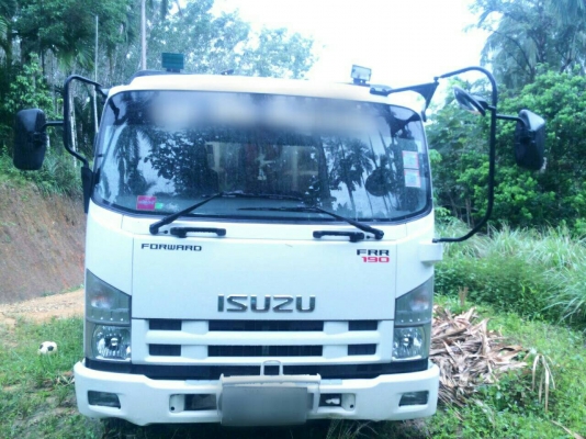 ขาย 6 ล้อ อีซูซุ 190 แรง เครน 3 ตัน 3 ปอก 2 ชัก ยาว 6.5 ม. ปี 54  วิ่ง 8x,xxx สภาพสวยจัด เครื่องดี  สนใจติดต่อ 081-9420141  ,  081-5715326