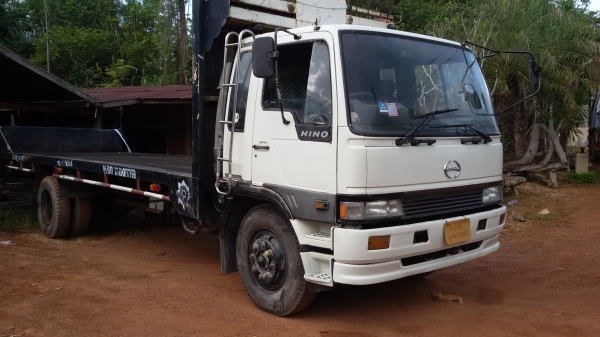 HINO FF3H 195 แรง ยาง9 .ขอบ 20 ยาว 7.20 ห้างแท้สภาพพร้อมใช้งาน  K.อู๊ด 081-2995537