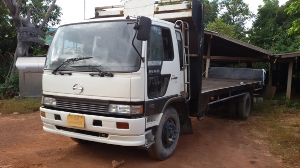 HINO FF3H 195 แรง ยาง9 .ขอบ 20 ยาว 7.20 ห้างแท้สภาพพร้อมใช้งาน  K.อู๊ด 081-2995537