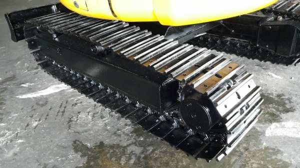 ขาย รถขุด CATERPILLAR รุ่น 303CR มือสองญี่ปุ่น แทร็กเหล็กสวย สลักแน่น สภาพสวยมาก ทำงานไว พร้อมใช้งาน มือถือ/LINE ID :0818753444 ขาย รถขุด CATERPILLAR รุ่น 303CR มือสองญี่ปุ่น แทร็กเหล็กสวย สลักแน่น สภาพสวยมาก ทำงานไว พร้อมใช้งาน มือถือ/LINE ID :0818753444