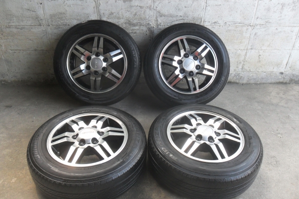 ล้อแม็ก 16นิ้ว 6รู อีซูสุ พร้อมยาง สวยๆ 4 ล้อ ราคา 7400 บาท