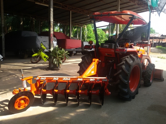 รถไถคูโบต้าL3608แรง พร้อมไช้งาน  ขายใน  ราคา298000บาท รถอยู่วังบัว คลองขลุง กำแพงเพชร    สนใจสอบุถามได้ที่081 3655997 อำพร  พาเจริญ  ราคาต่อรองได้อีกนะครับ