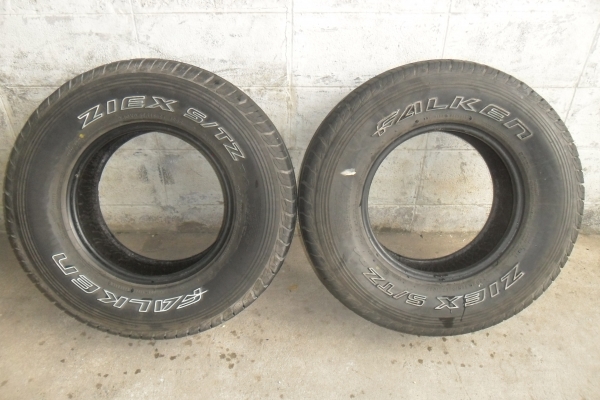 ยาง Falken 30x9.50R15ปี10 สวยๆ 1 คู่ ราคา 1700 บาท