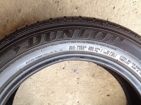 DUNLOP 185 60R15 ปี2014 สภาพสวยดอกเยอะไม่แพง DUNLOP 185 60R15 ปี2014 สภาพสวยดอกเยอะไม่แพง