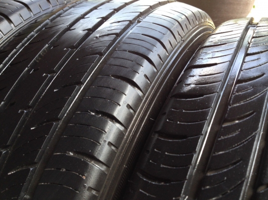 DUNLOP 185 60R15 ปี2014 สภาพสวยดอกเยอะไม่แพง DUNLOP 185 60R15 ปี2014 สภาพสวยดอกเยอะไม่แพง