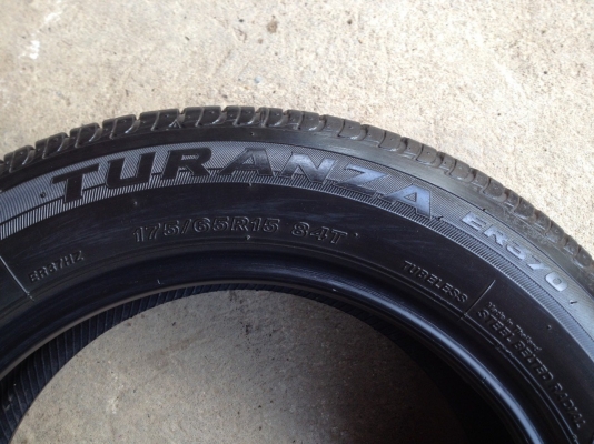 ยางBRIDGESTONE 175 65R15ลงพื้นปลายปี2014สวยมากดอกเยอะ ถูกสุดๆ