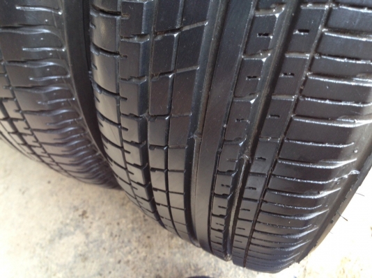 ยางBRIDGESTONE 175 65R15ลงพื้นปลายปี2014สวยมากดอกเยอะ ถูกสุดๆ