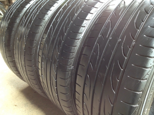 ยางDUNLOP205 55R16ลงพื้นปี2015สวยดอกเยอะถูกๆ ยางDUNLOP205 55R16ลงพื้นปี2015สวยดอกเยอะถูกๆ