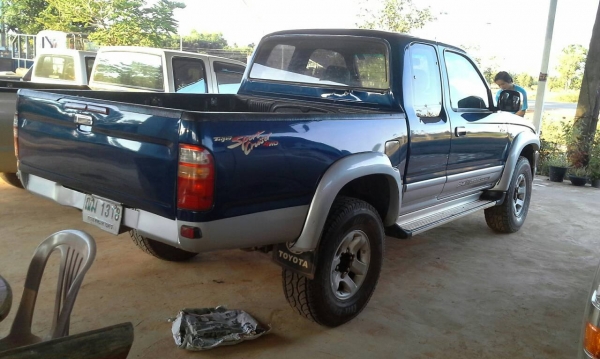 TOYOTA 3.0D4D โฟวีลแท้ปี 47 รถสวยพอใช้ สีเดิมอาบมาแล้ว TOYOTA 3.0D4D โฟวีลแท้ปี 47 รถสวยพอใช้ สีเดิมอาบมาแล้ว