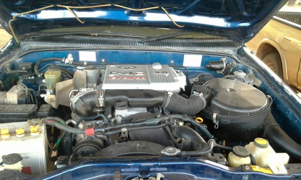 TOYOTA 3.0D4D โฟวีลแท้ปี 47 รถสวยพอใช้ สีเดิมอาบมาแล้ว TOYOTA 3.0D4D โฟวีลแท้ปี 47 รถสวยพอใช้ สีเดิมอาบมาแล้ว