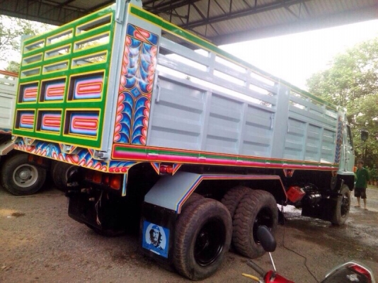 อีชูชุ240แรง 2เพาดั้ม เก็บทำสี แต่งเรียบร้อย พรัอมใช้งาน สภาพเหมือนใหม่ครับ