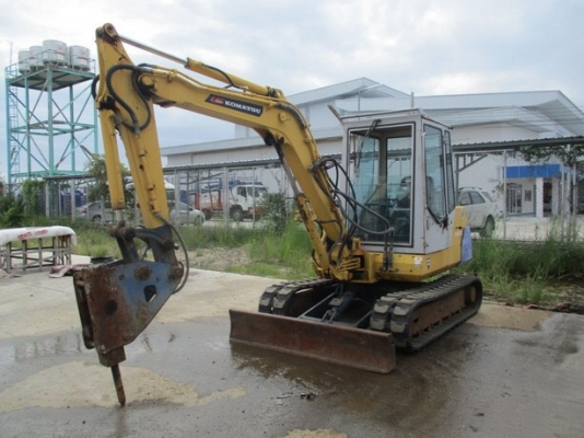 SALE___KOMATSU PC40-6เก่านอก จากJanpan สภาพเดิมๆ สวย พร้อมใช้งาน