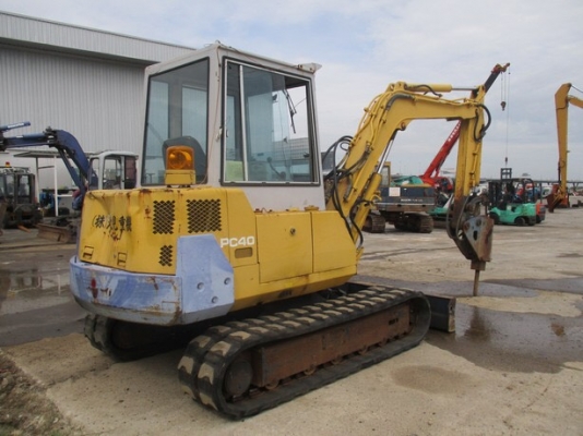 SALE___KOMATSU PC40-6เก่านอก จากJanpan สภาพเดิมๆ สวย พร้อมใช้งาน