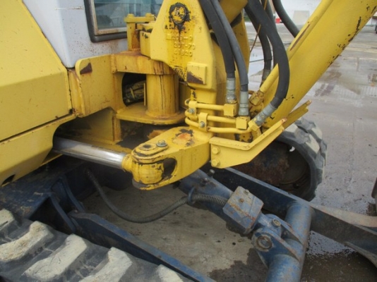 SALE___KOMATSU PC40-6เก่านอก จากJanpan สภาพเดิมๆ สวย พร้อมใช้งาน