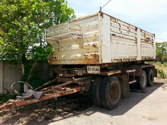 ขายลูกพ่วง3คาน กระบะดั้มสามมิตร สภาพพร้อมใช้งาน เอกสารพร้อมโอน สนใจโทร 090-8588220คุณนะ 093-3258446คุณบิว หรือเข้าดูสินค้าอื่นๆได้ที่ www.truck.in.th/498 หรือเพจFacebook ณรงค์ ซื้อขายรถมือสอง (เว็บไซต์ส่วนตัว) หรือFacebook ตลาดรถมือสอง คุณนะ